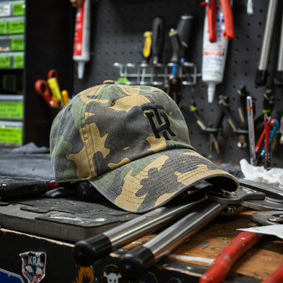 Gorra con insignias
