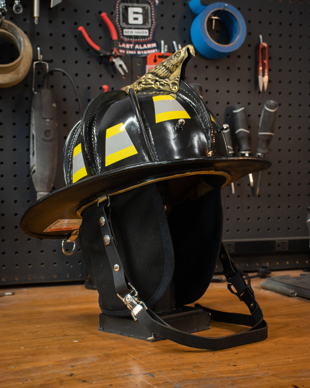 Boston Bend Natural Leather Fire Helmet Flat Black Leather Fire